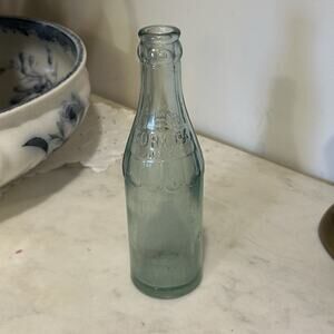 RARE STYLE G.F PLITT AND SON ART DECO VERY LIGHT BLUE CROWN TOP SODA BOTTLE